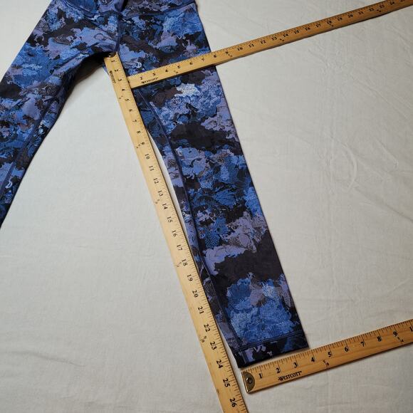 Lululemon Women Size 4 Wunder Under High-Rise 7/8 Tight 25" Screen Camo Multi - Picture 3 of 7